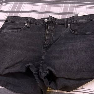 wild fable black blue jean shorts. size 16/waist 33. highest rise shorts